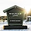 Wolfjaw Lodge