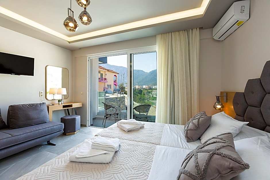 Akrogiali Apartments