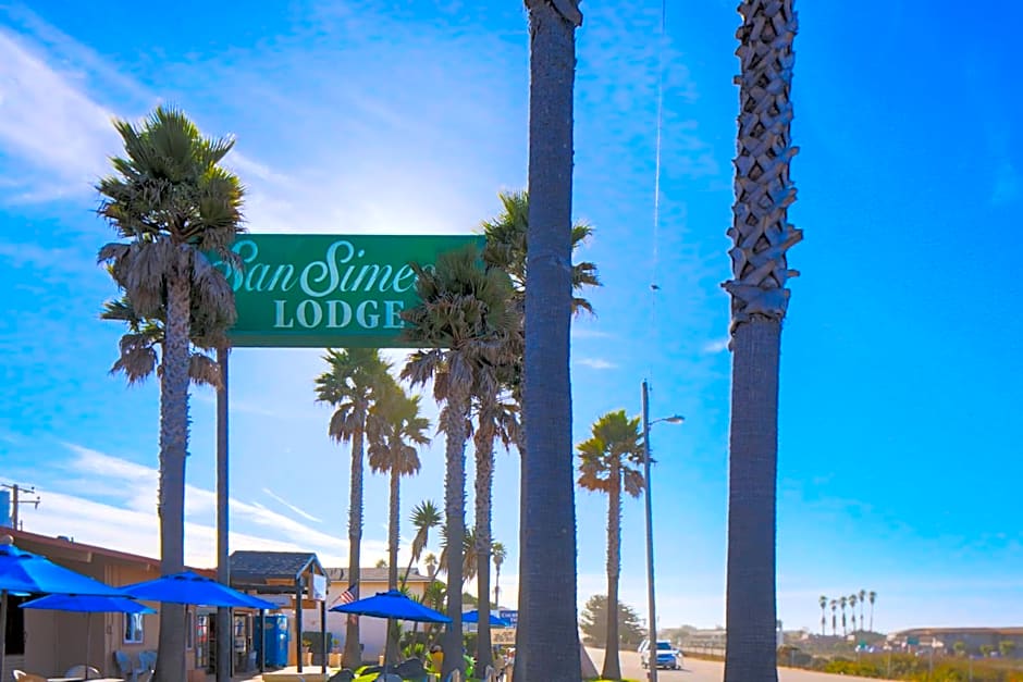 San Simeon Lodge
