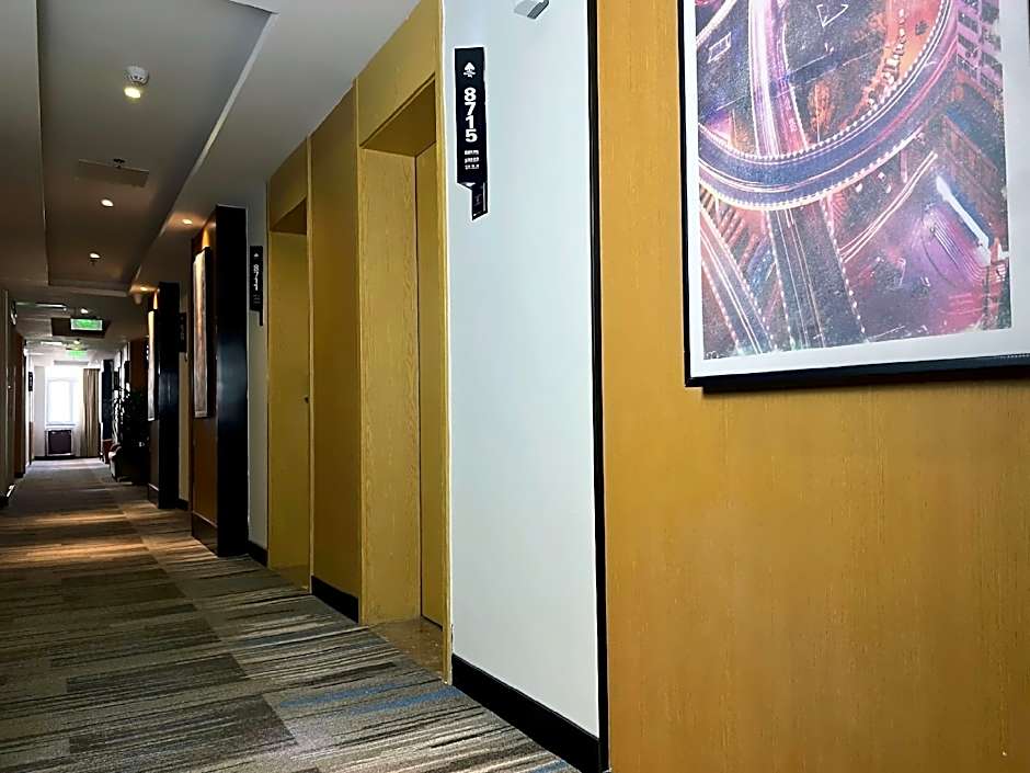 GreenTree Inn Zhengzhou Gongyi Xinxing Road