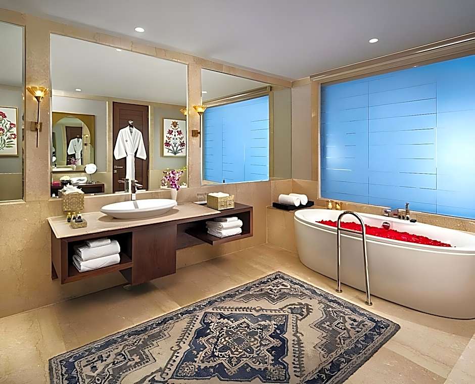 Taj Dal View, Srinagar