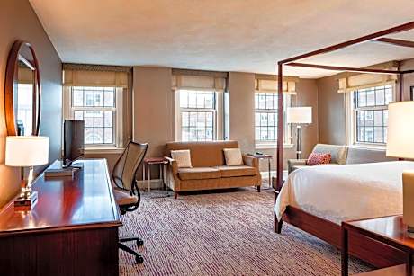 Club lounge access, Junior Suite, 1 King