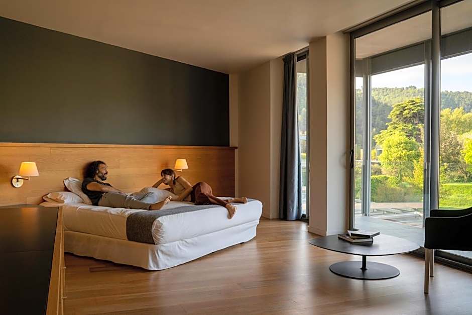 Hotel Món Sant Benet