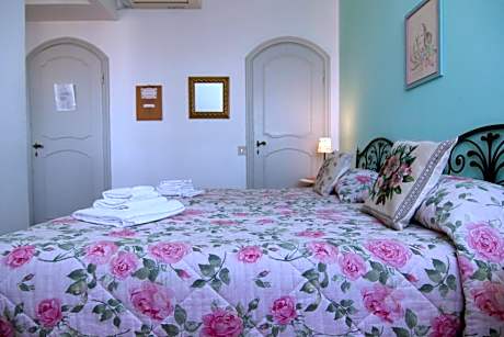 Comfort Quadruple Room