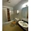 Love Hotels Voyageur by OYO at International Falls MN