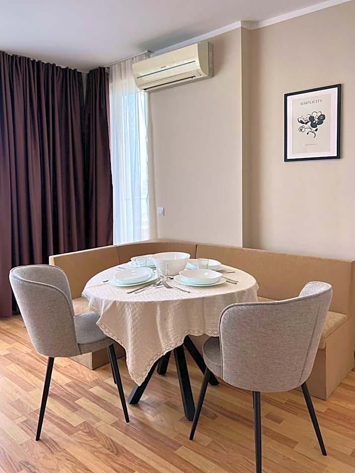 Sineva Del Sol Apartments