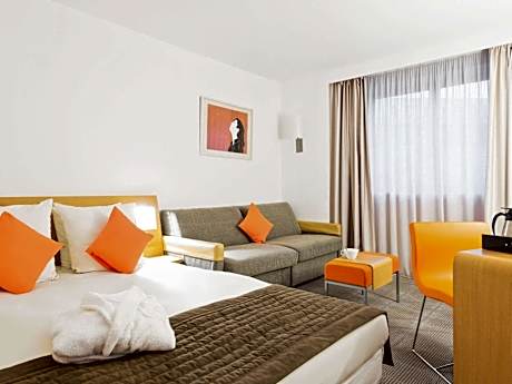 Classic  Double Room with Double Sofa Bed