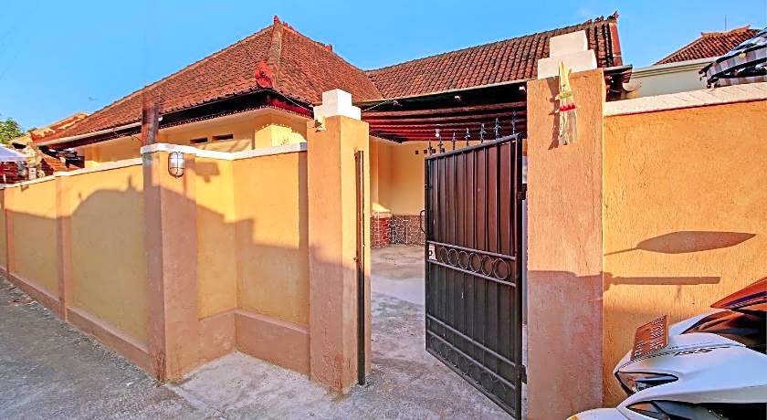 OYO Life  92953 Nirmala Kost