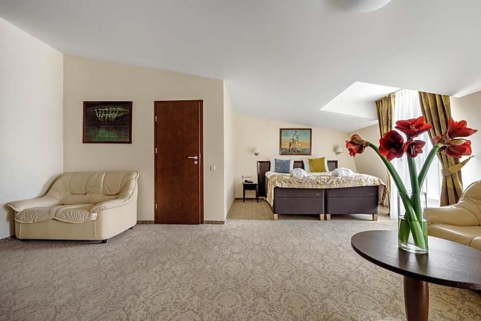 Euterpe Hotel