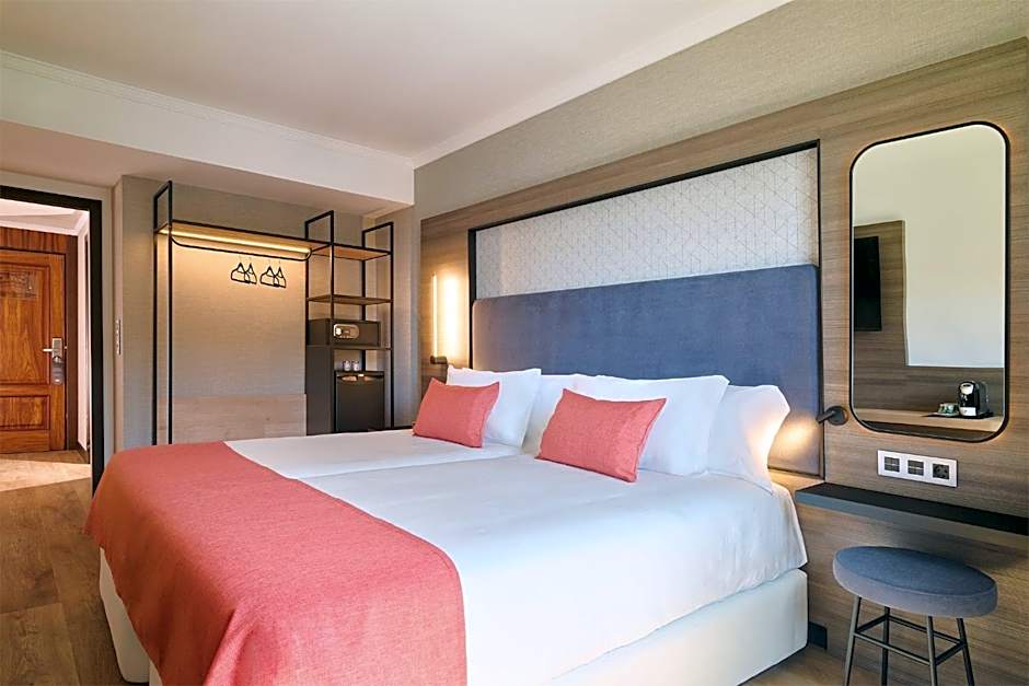 Gran Hotel Luna De Granada