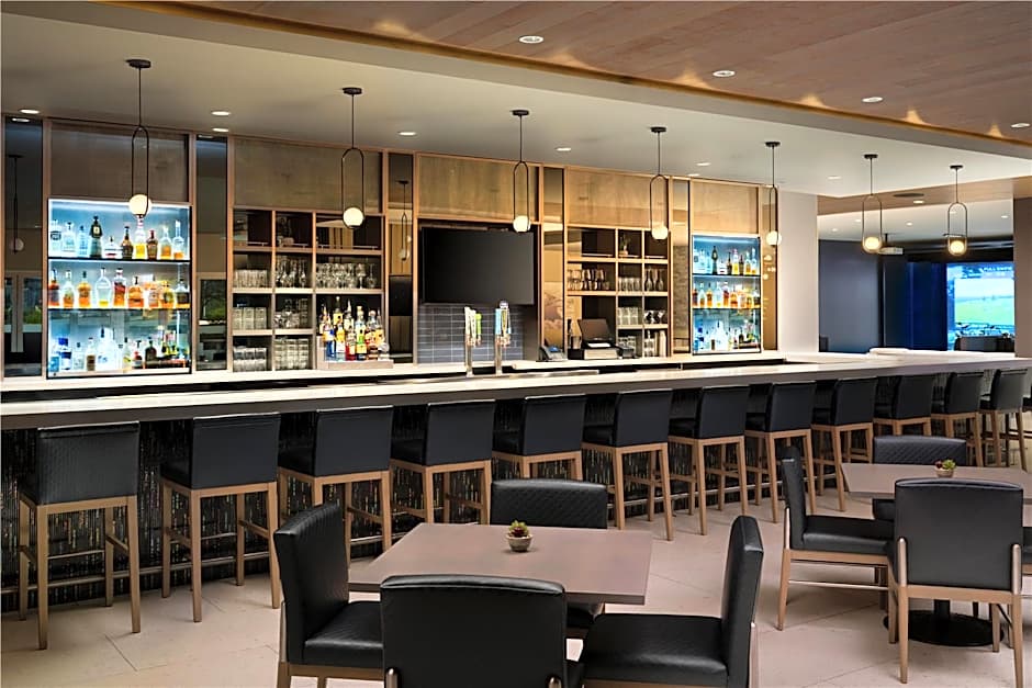 Hotel Lela Wilmington, Tapestry Collection by Hilton