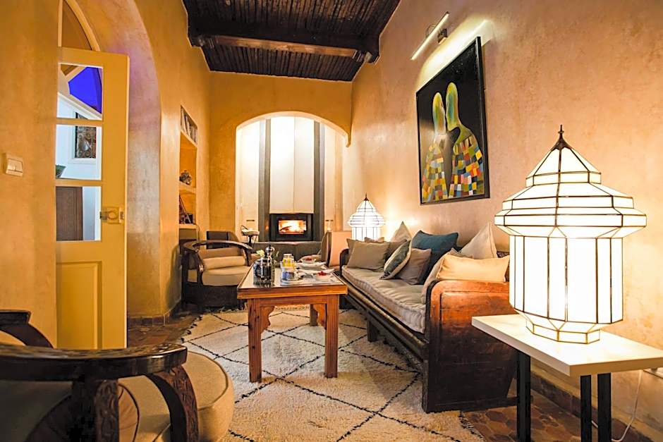 Riad Emotion