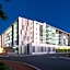 Oaks Mackay Carlyle Suites