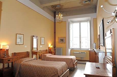 Classic Double or Twin Room with River View