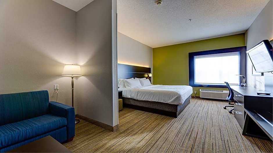 Holiday Inn Express & Suites Ashtabula-Geneva By IHG