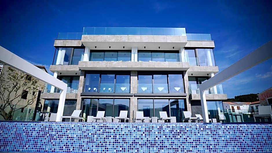 Sky Beach Aparthotel