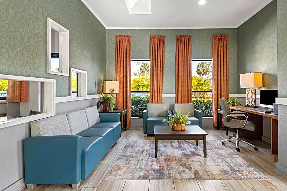 Quality Inn Orange City near Blue Spring State Park