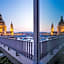 12 Revay Hotel