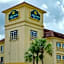 La Quinta Inn & Suites by Wyndham Mobile Satsuma / Saraland