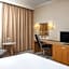 Crowne Plaza London Ealing By IHG