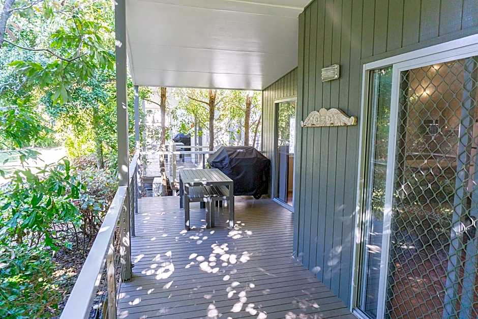 Fingal Bay Holiday Park