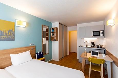 Aparthotel Adagio Access La Défense - Place Charras