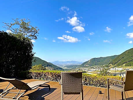 Aso Canyon Terrace & Lodge