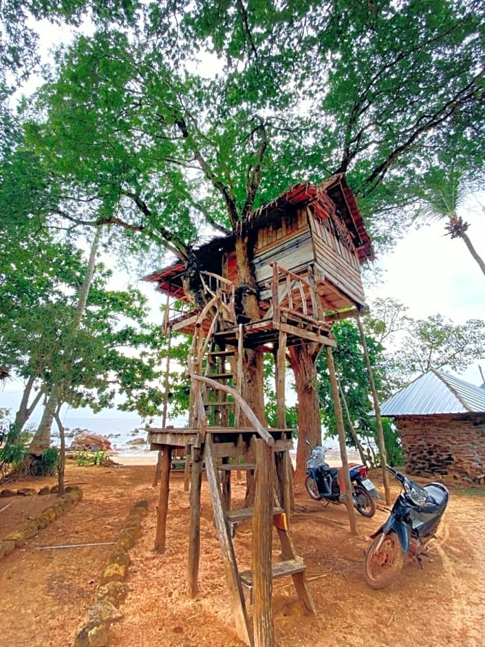 Sunset Beach Bungalow Koh Pu