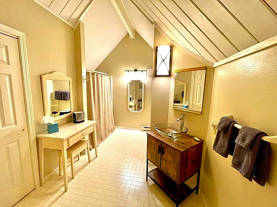 Sweetgrass Inn Bed & Breakfast