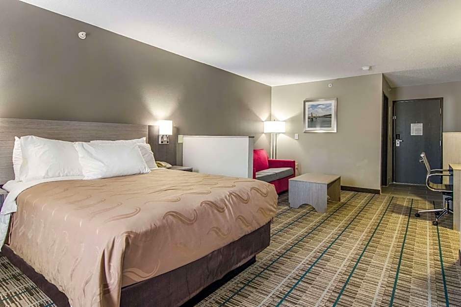 Quality Inn & Suites Grove City-Outlet Mall