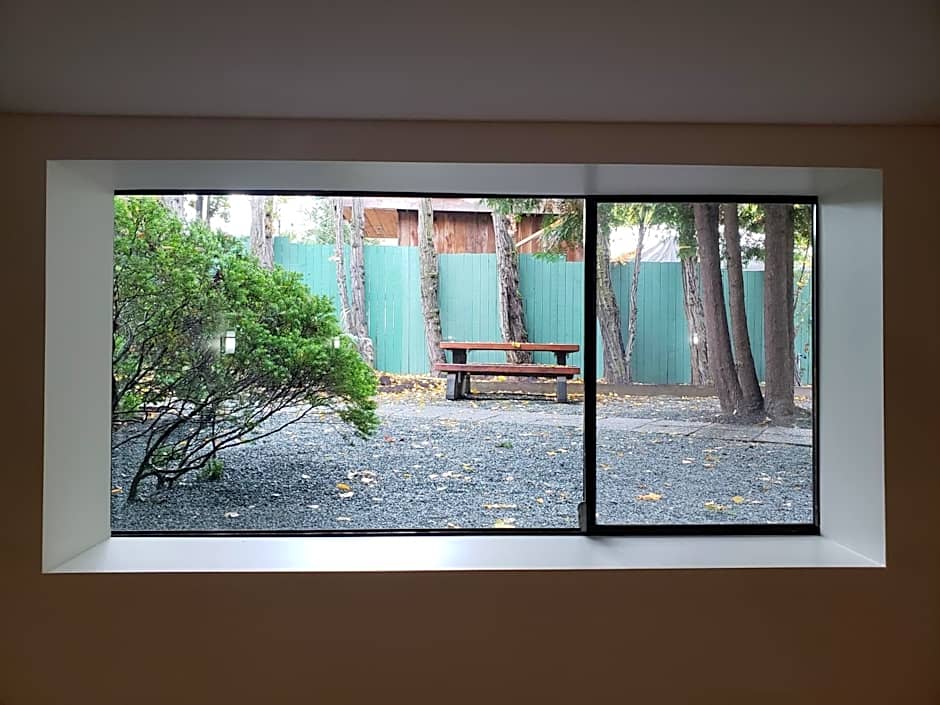 Robin Hood Inn and Suites