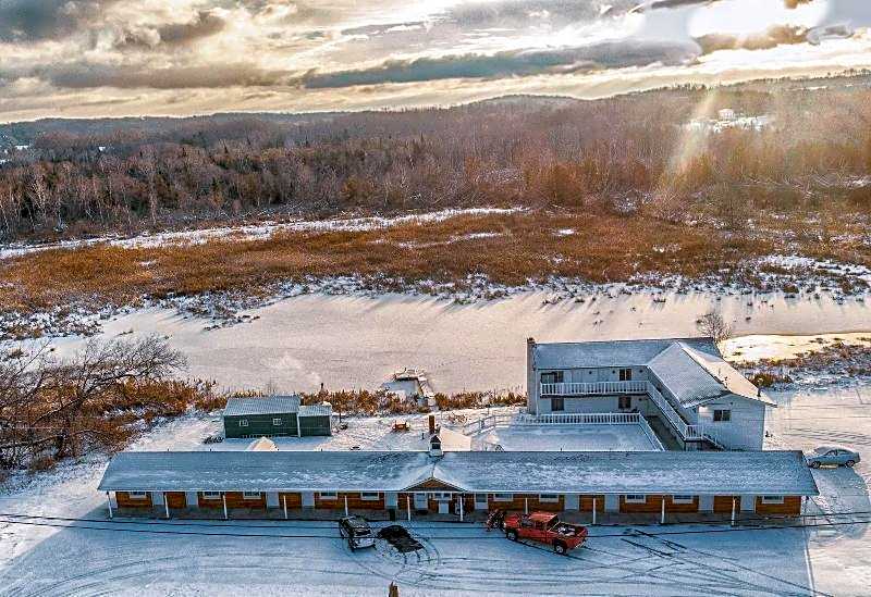 Coastal Inn