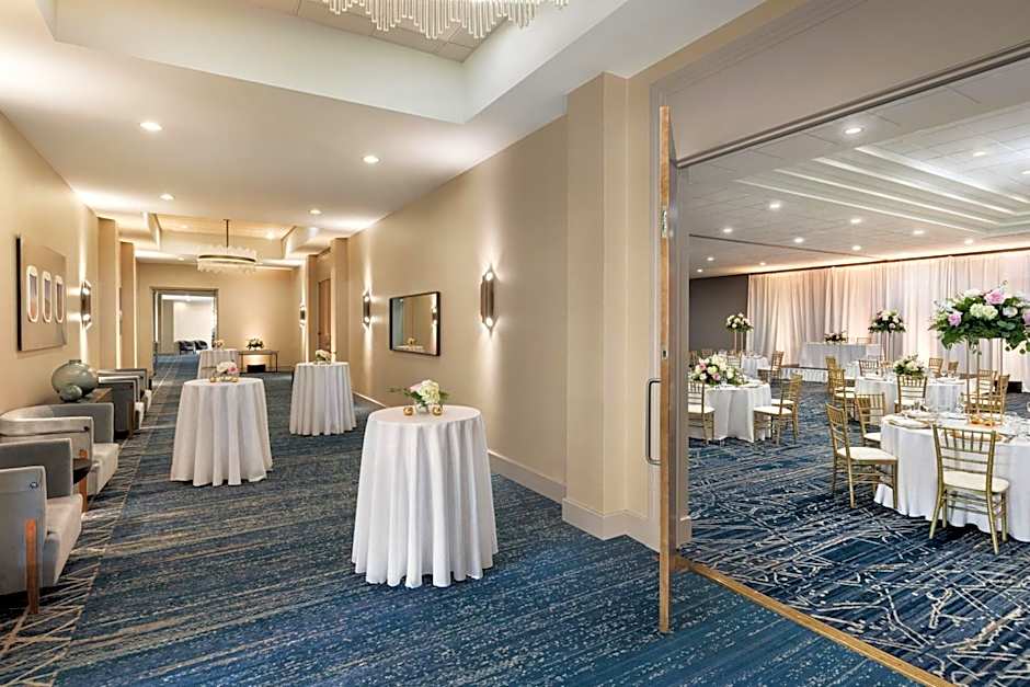 Sheraton Suites Chicago O'Hare