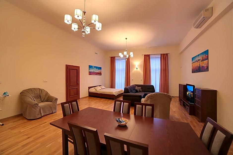 Slunecni Lazne Apartments