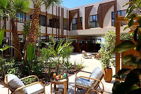 Aulus Chania Resort, Curio Collection by Hilton - Alojamientos en CRETA