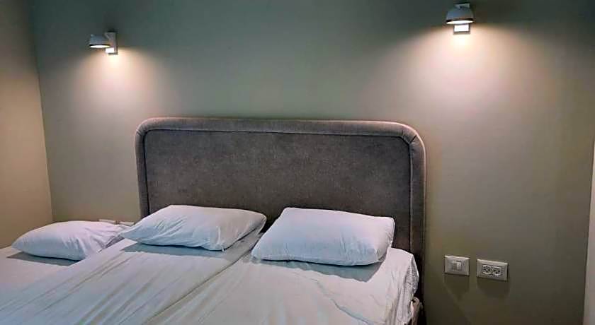 Q Village Hotel - Poleg Beach