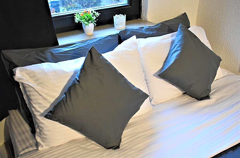 M - Square Private Rooms