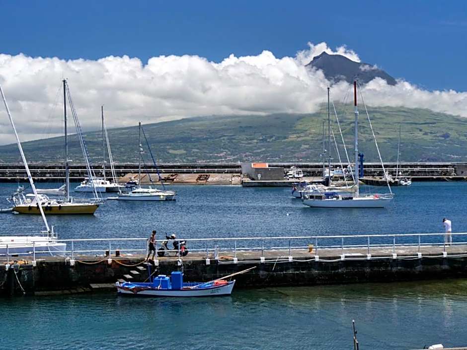 Faial Marina Apartments 1