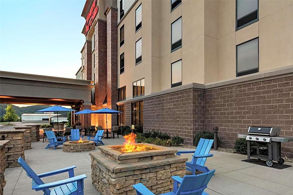 Hampton Inn By Hilton & Suites Pittsburgh/Harmarville