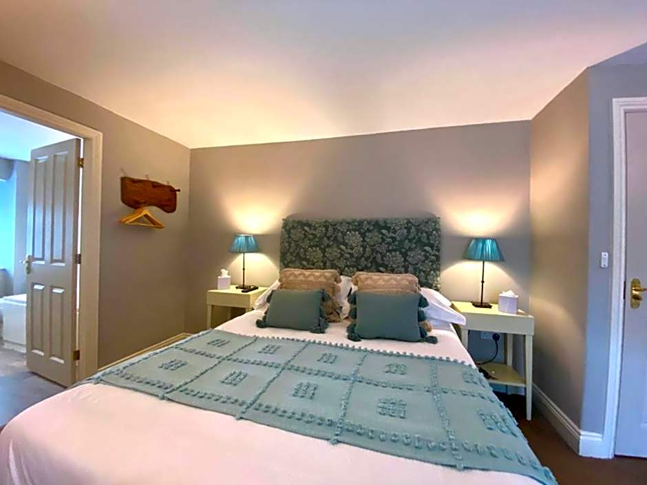 Kings Head - Riverside, Ravenstonedale