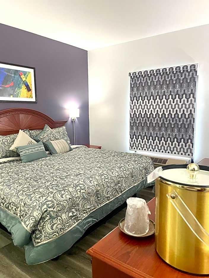 Grand Vista Hotel & Suites