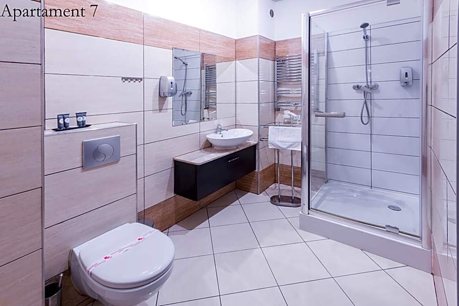 Apartamenty Katowice by Lantier - Swimming Pool Zone