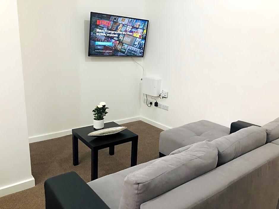 Showcase Apartments - Highcross House Apart Hotel