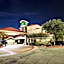 La Quinta Inn & Suites by Wyndham Dallas Arlington South