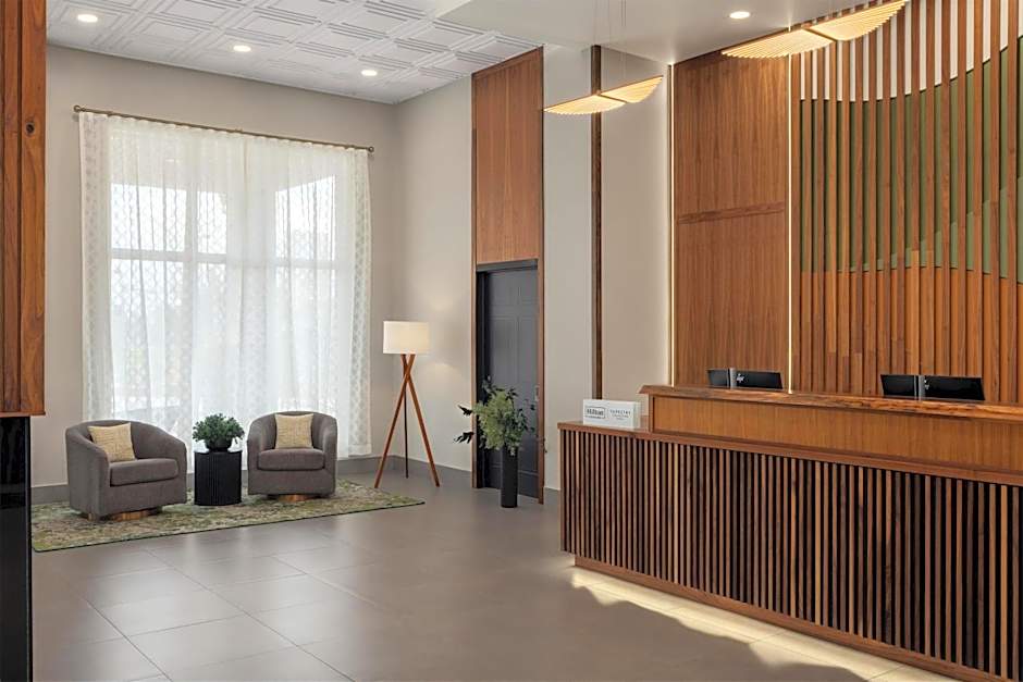 Le Parc Gatineau, Tapestry Collection by Hilton