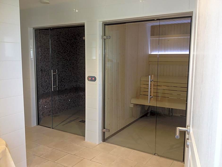 Val Baussenc, The Originals Relais