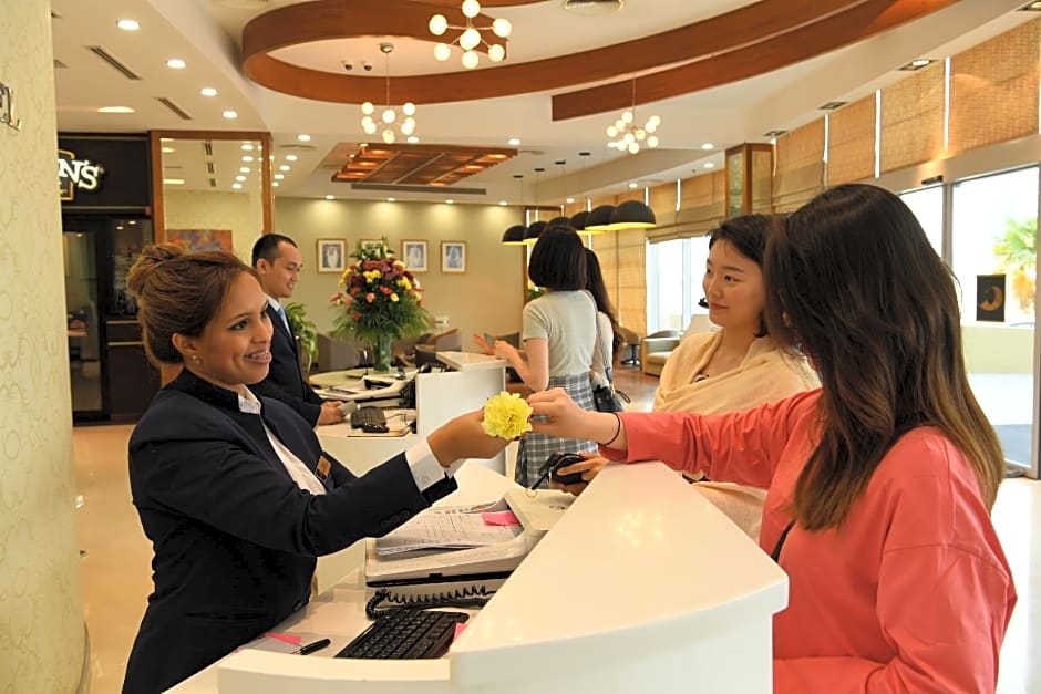 Gulf Suites Hotel Amwaj