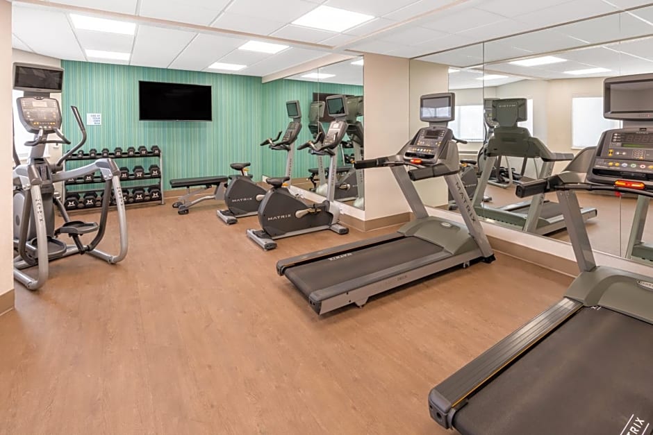 Holiday Inn Express & Suites Colorado Springs-Airport, an IHG Hotel