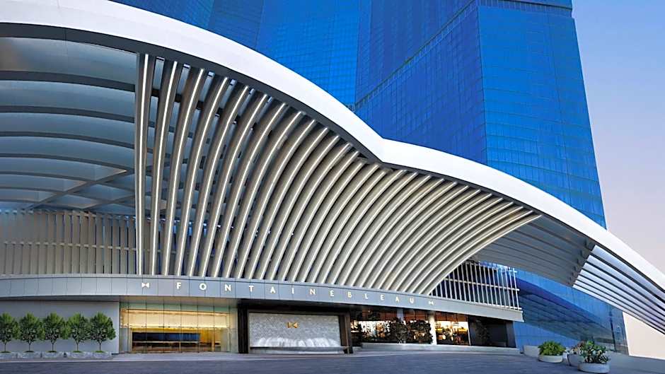 Fontainebleau Las Vegas - MICHELIN Key Award Hotel