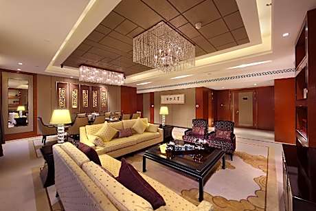 2 King Beds Presidential Suite